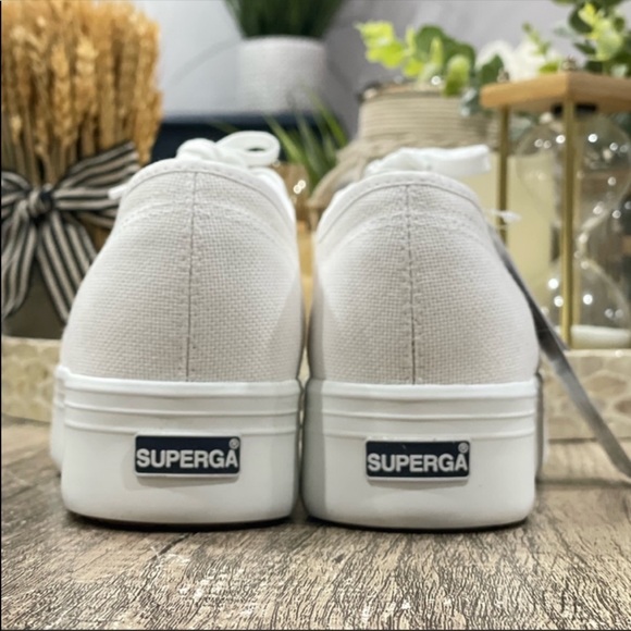 Superga Women's 2790 A Cotw Platform Fashion
Sneaker, White Size 41 / 9.5 - Picture 7 of 11